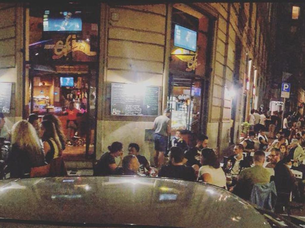 Nightlife in Rome - New Age Cafe
